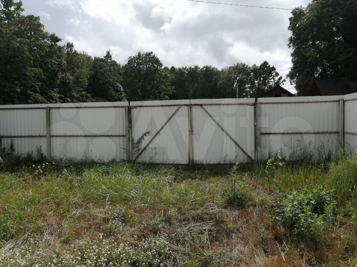 Дом 20 м² на участке 12 сот.