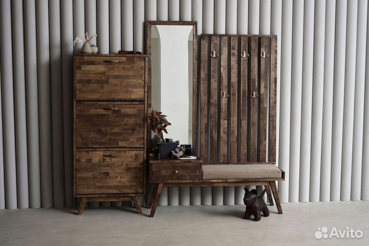 Вешалка настенная деревянная City в прихожую