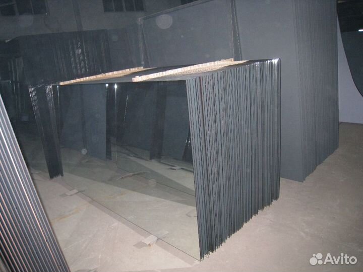 Зеркало новое