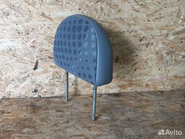 Подголовник на Форд Транзит