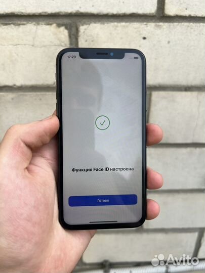iPhone X, 64 ГБ