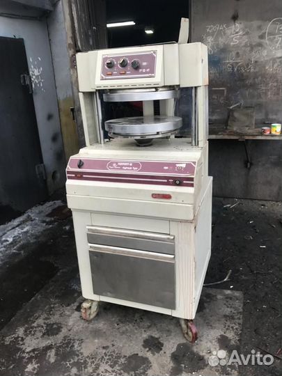 Пресс для пиццы