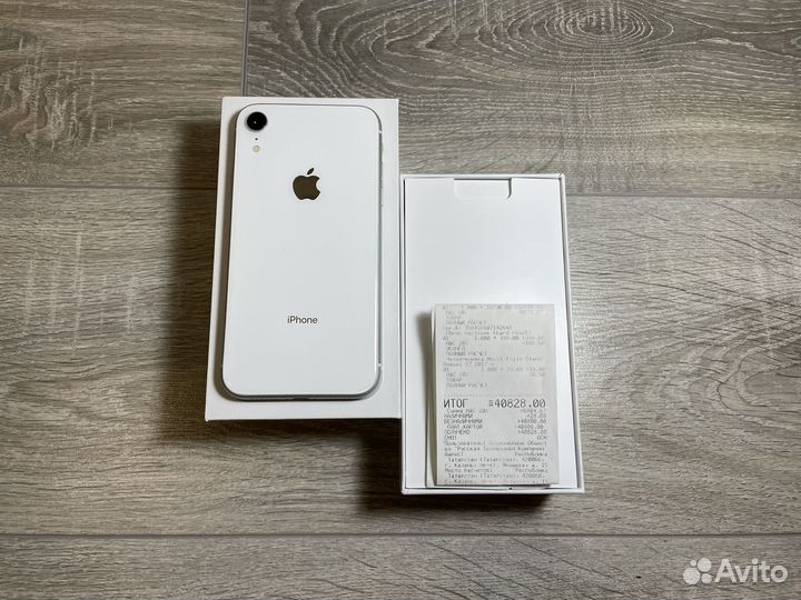 iPhone Xr, 64 ГБ