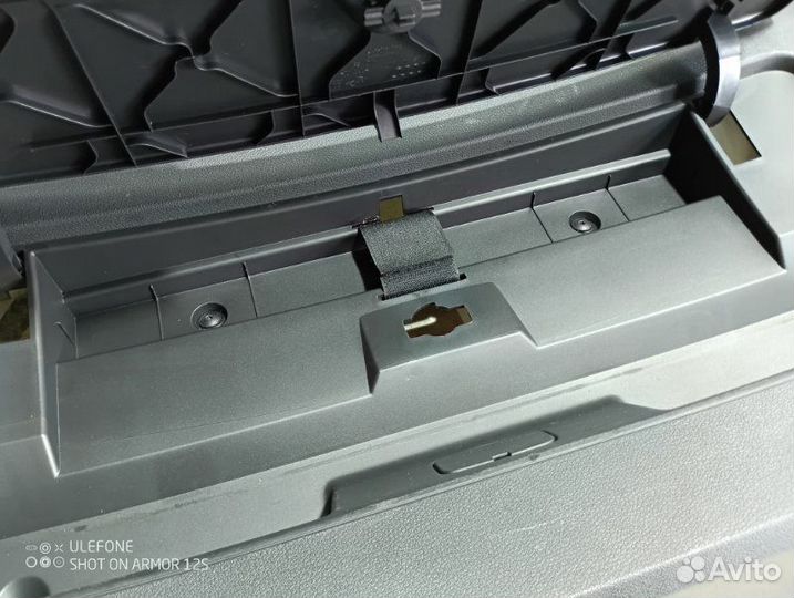 Обшивка крышки багажника Audi Q7 4L 3.0 BUG 2007