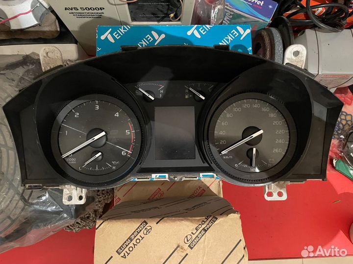 Щиток приборов Land Cruiser 200