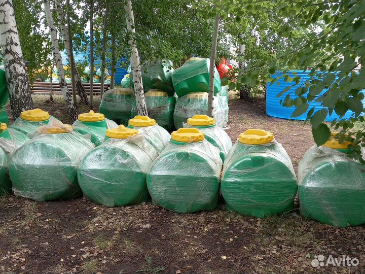 Емкость для воды 200л