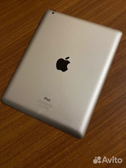 Планшет Apple iPad 4 Retina 32Gb Wi-Fi (32 гб)