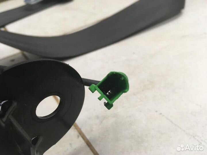 Ремень безопасности с пиропатроном Aveo (T200) 200