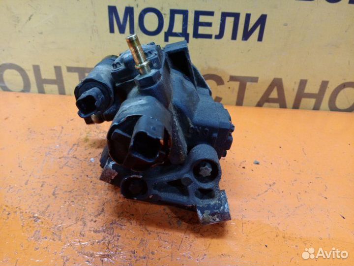 Топливный насос высокого давления тнвд Renault