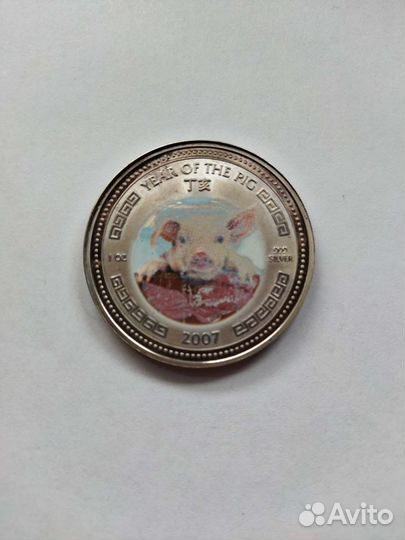 Серебряная монета Камбоджи 3000 риелей