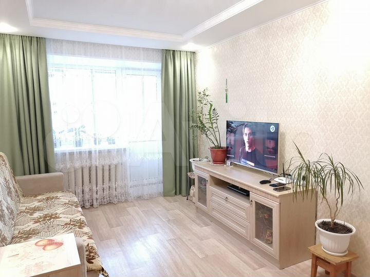2-к. квартира, 43 м², 4/5 эт.