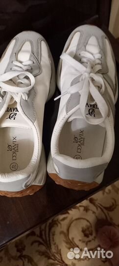 Кроссовки женские40размер