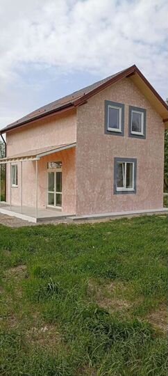 Коттедж 97 м² на участке 12 сот.