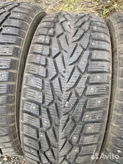 Nokian Tyres Hakkapeliitta 7 215/55 R17 122H