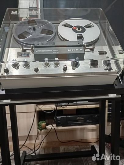 Катушечный магнитофон uher