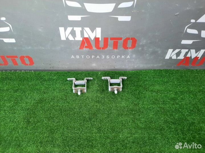 Петли крышки багажника Kia Rio 3 Ub 11-17 хэтчбек