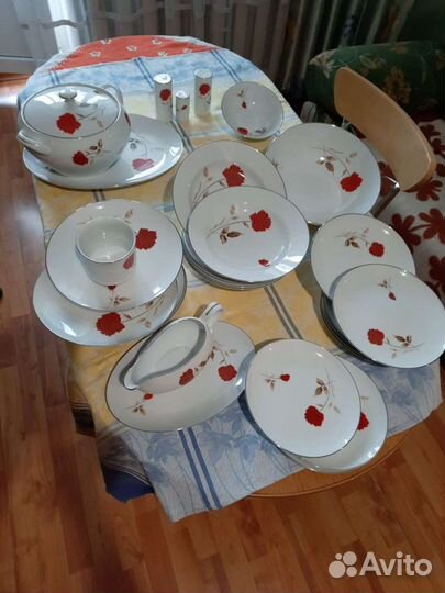 Набор столовой посуды бу