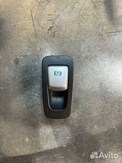 Кнопка ручного тормоза Mercedes W205 A2059056603