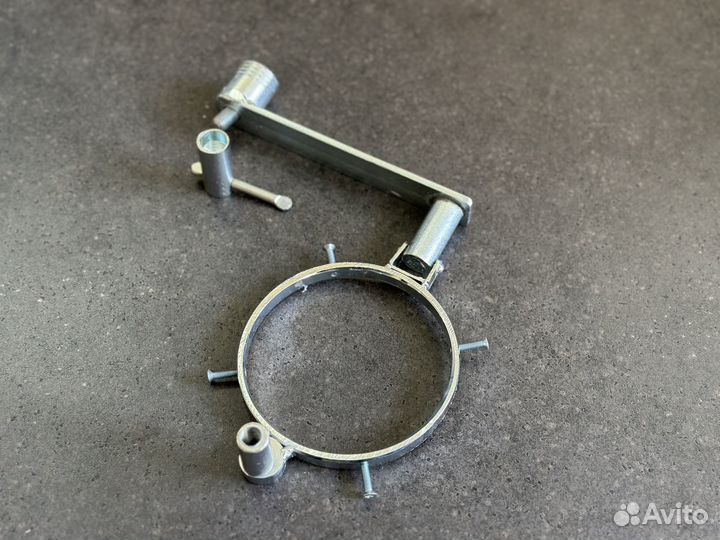 Замок на бак (поворотно-откиданой) диаметр 80 мм