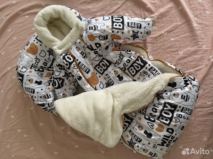 Комплект конверт и комбинезон на выписку