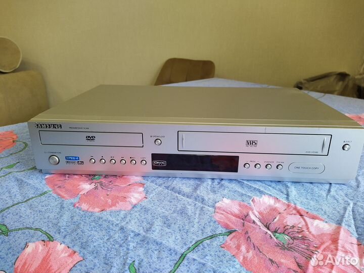 DVD/VHS-Плеер Samsung DVD V-5500 (Видеодвойка)