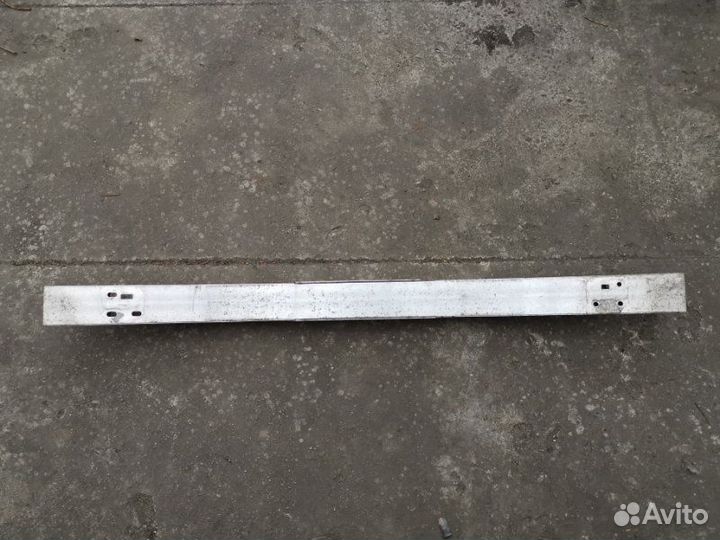 Усилитель заднего бампера Honda Civic III 2005