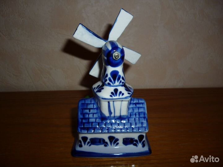 Статуэтка Мельница гжель