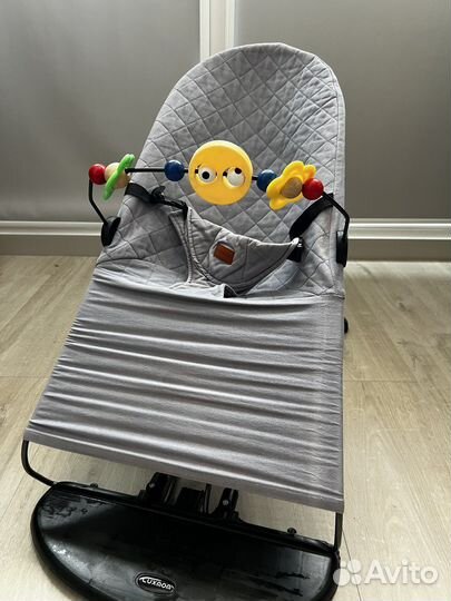 Шезлонг для новорожденных