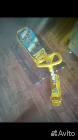 Детский снегокат с ручкой