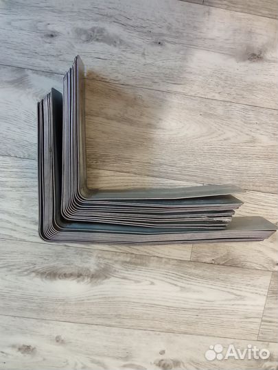 Уголок металлический