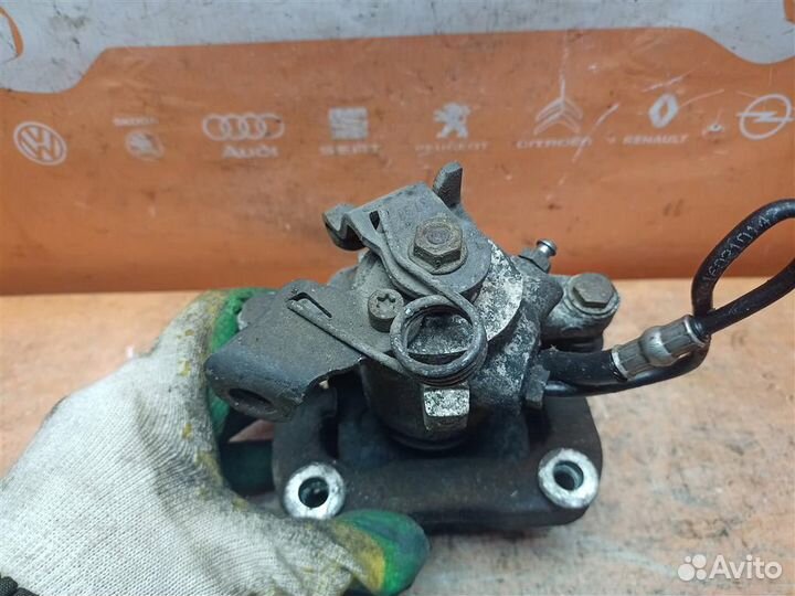 Суппорт задний левый Peugeot 308 (2007-2013)