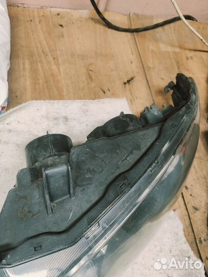 Фары на nissan almera н16