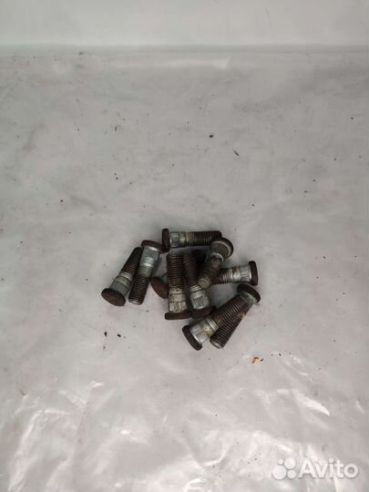 Шпильки колесные на ягуар jaguar