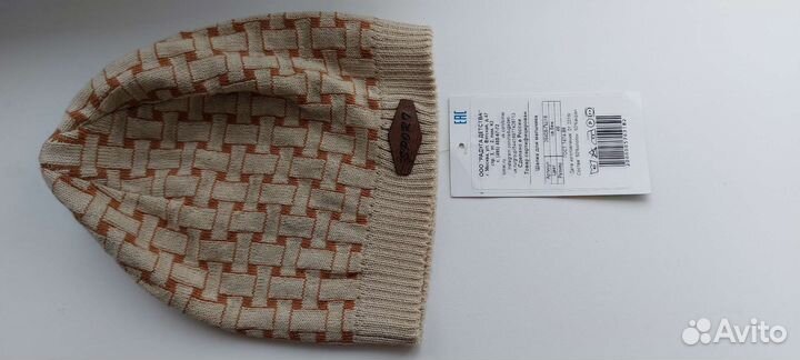 2 шапки на мальчика новые