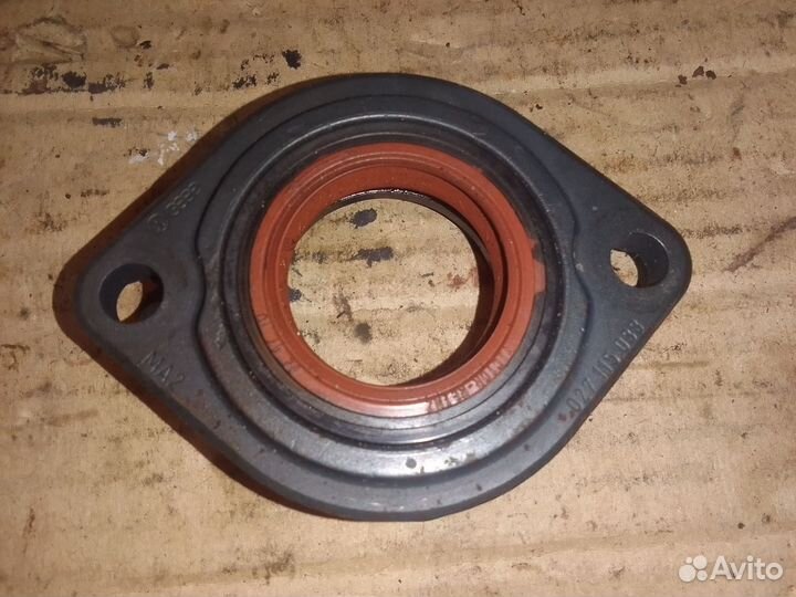 Кольцо промеж вала 1.8 ADR VW Passat B5