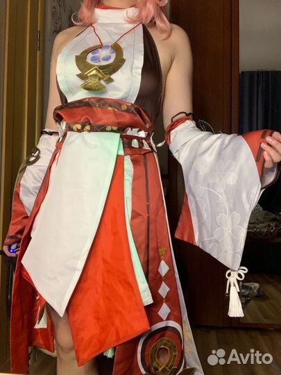 Косплей на Яэ Мико L