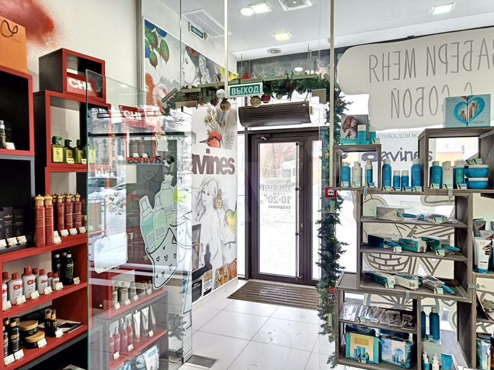 Торговое помещение пл. Ленина 105 м² с витражами