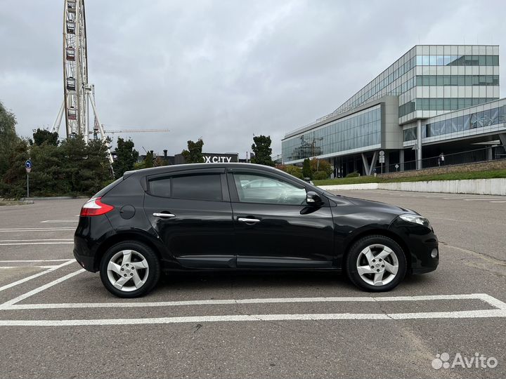 Renault Megane 1.6 AT, 2012, 122 000 км