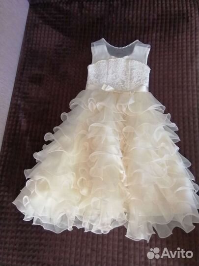 Платье для девочки на праздник и в школу