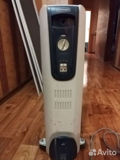 Масляный обогреватель delonghi б/у