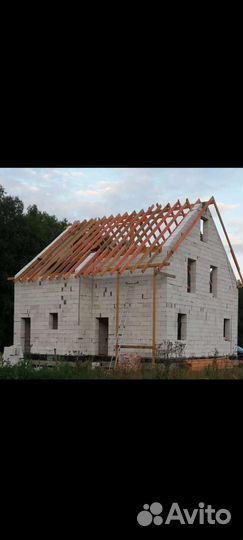 Бригада строителей