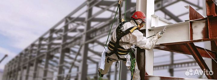 Промышленный альпинист маляр