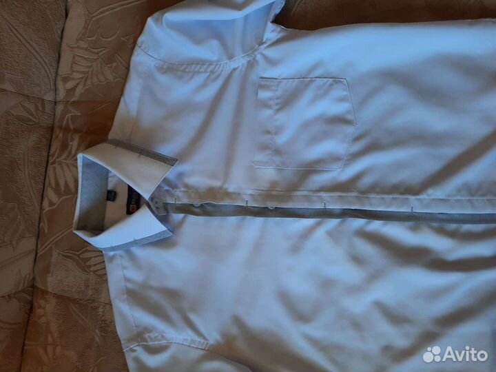 Рубашки для мальчика белые р122, 128 и 134. Школа