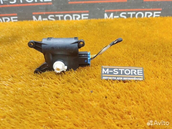 Привод заслонки отопителя Volkswagen Passat B7