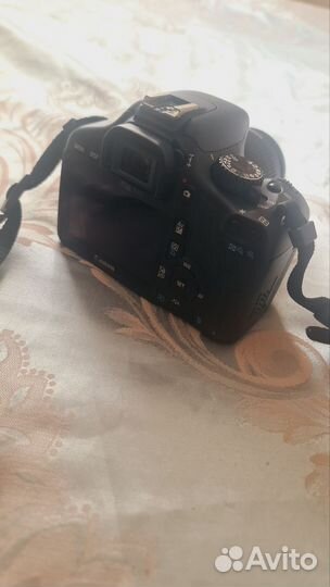 Зеркальный фотоаппарат Canon eos 550d