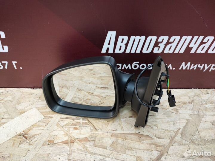 Зеркало заднего вида боковое левое Renault Logan 2