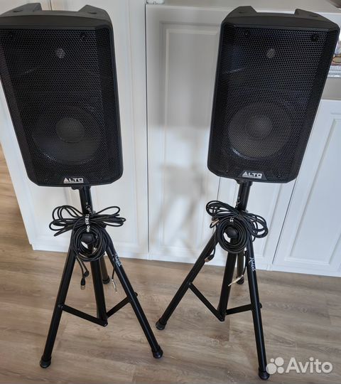 Акустические колонки alto Professoinal TX210 300W