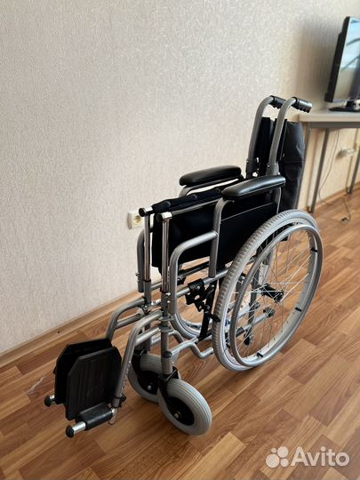 Инвалидная коляска
