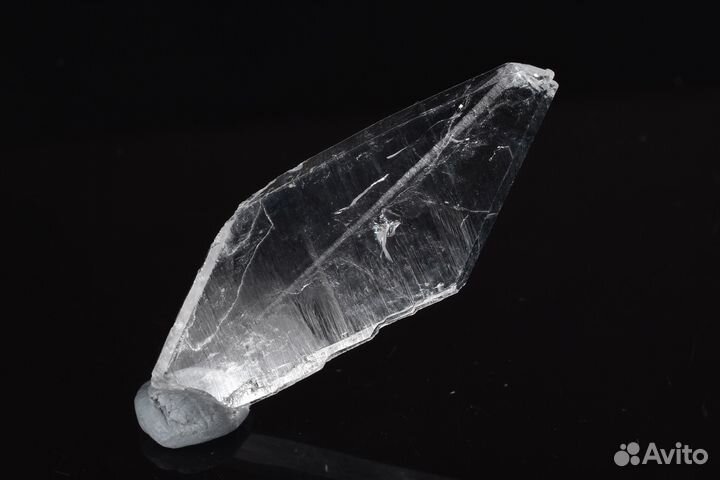 Уплощённый кристалл. Фаден-кварц. Лот №1154