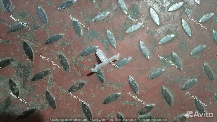 Клипса направляющая полозья штор foton